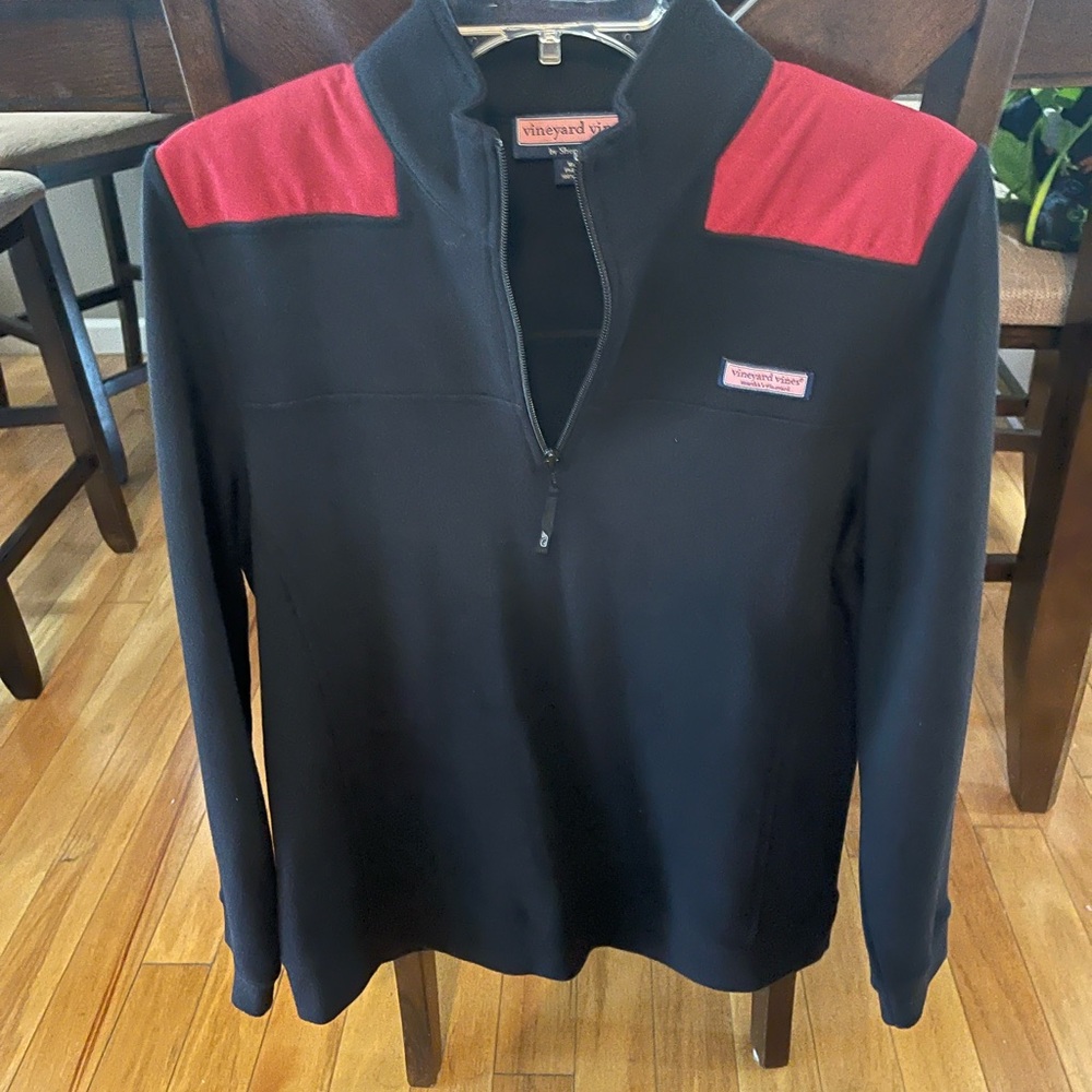 Vineyard Vines Women’s Shep Shirt — Medium — black/red